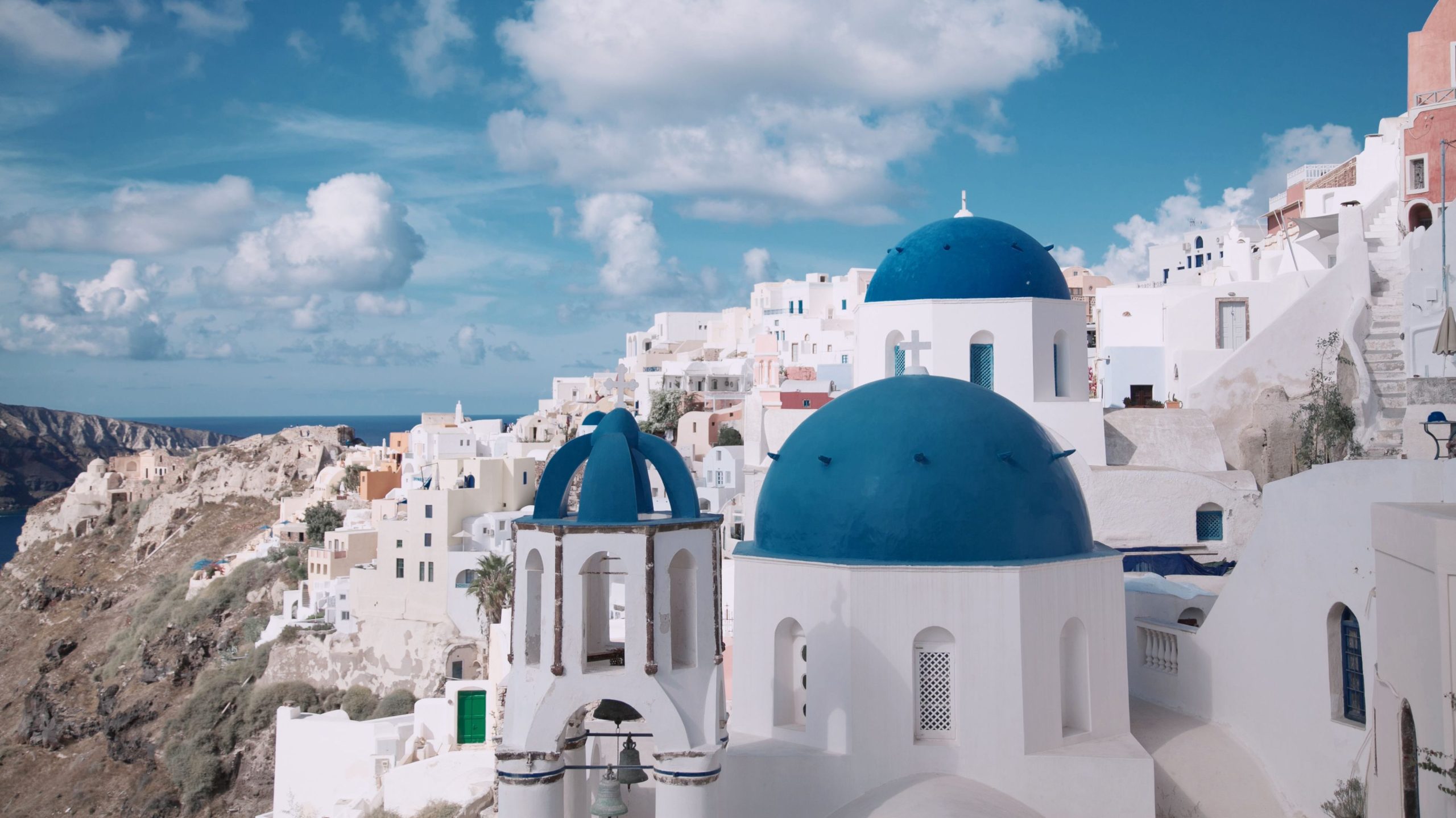 City and sea view of Oia, Santorini