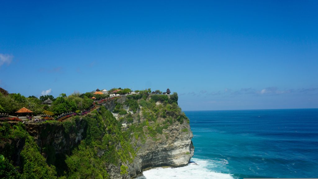 Image of a hill on the seashore from Uluwatu, Bali